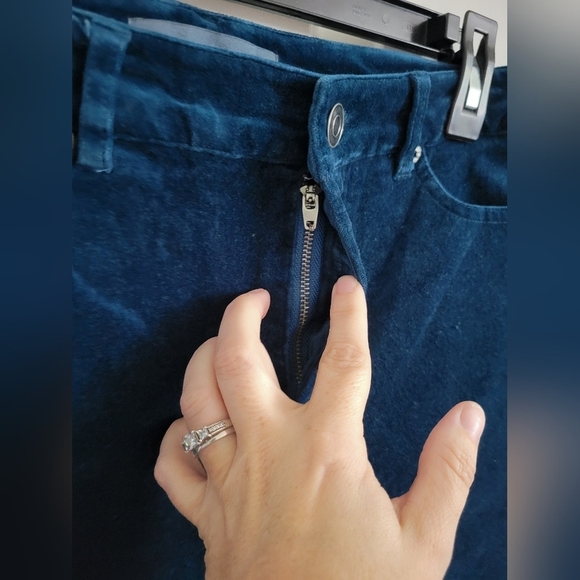 Modcloth Seasonal Svelte Women's Teal Blue Velvet Skinny Pants Size 6 - Picture 3 of 5